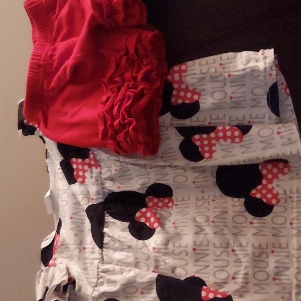 Minnie mouse short set